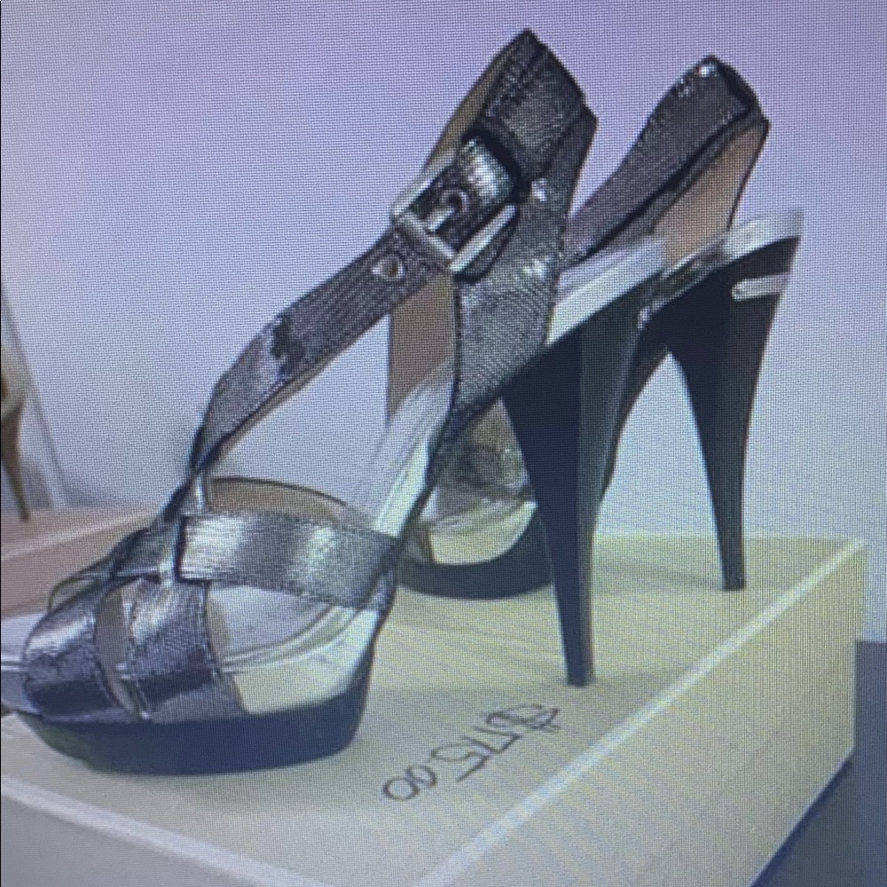 Michael Kors women’s platform shoes size 7 1/2